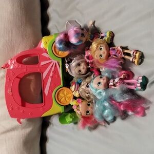 Shopkins Smoothie Truck With 6 Shopkins Dolls